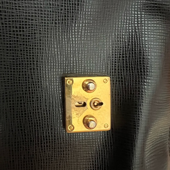 Hunting world black leather satchel with strap - Picture 8 of 11